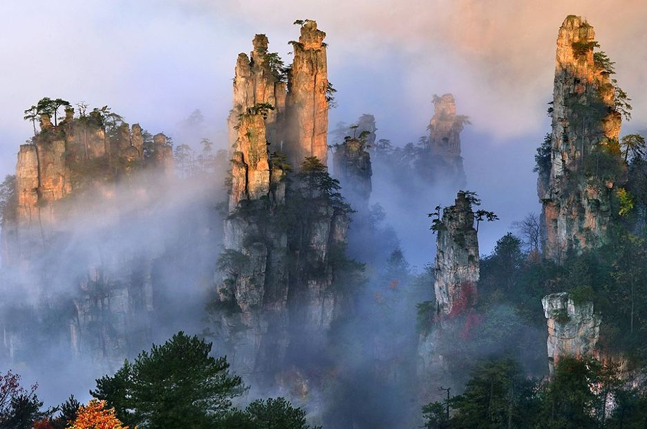 4-day 3-night · Private Tour · Zhangjiajie + Tianmen Mountain + Zhangjiajie National Forest Park + Furong Town + Fenghuang Ancient Town