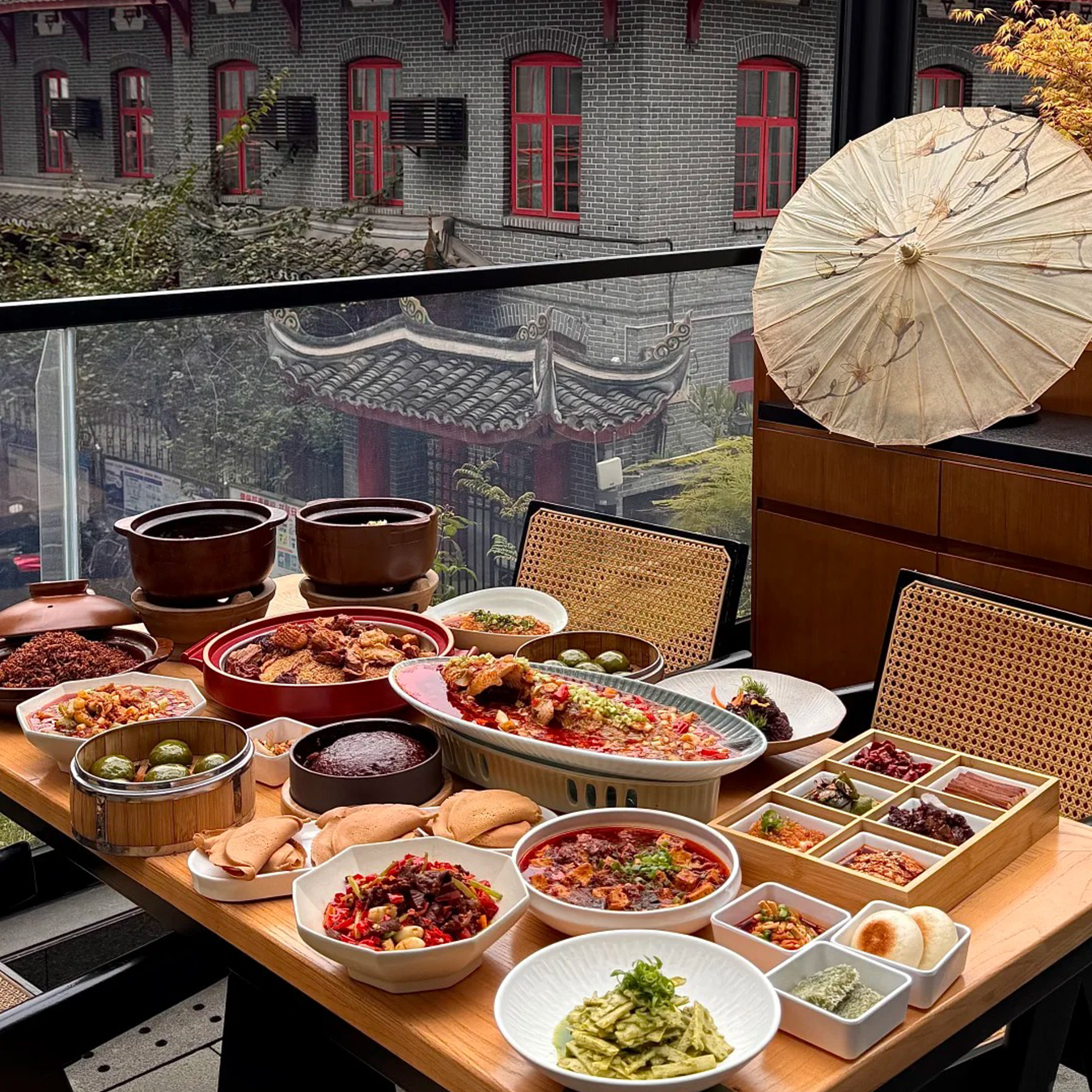 5D4N · Private Tours · Chengdu + Jiuzhaigou + Huanglong National Scenic Area